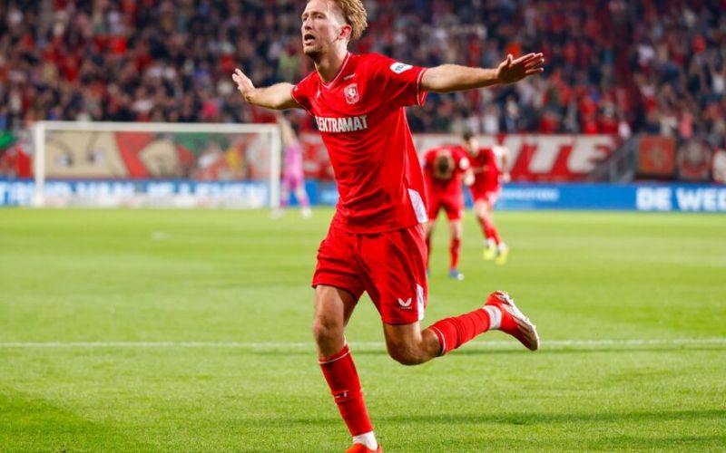 Soi kèo Twente theo đội yếu và đội mạnh